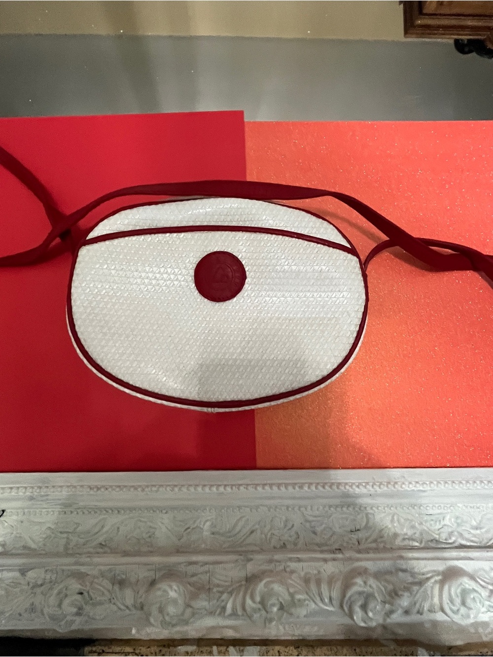 80s Liz Claiborne White and Red Crossbody Bag by